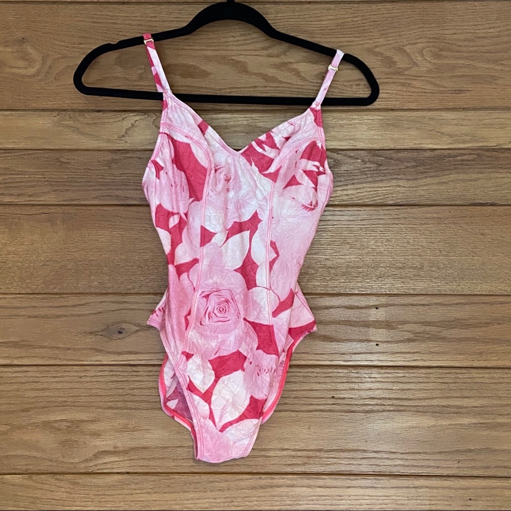 Vintage 1980s rose print pink one piece swimsuit